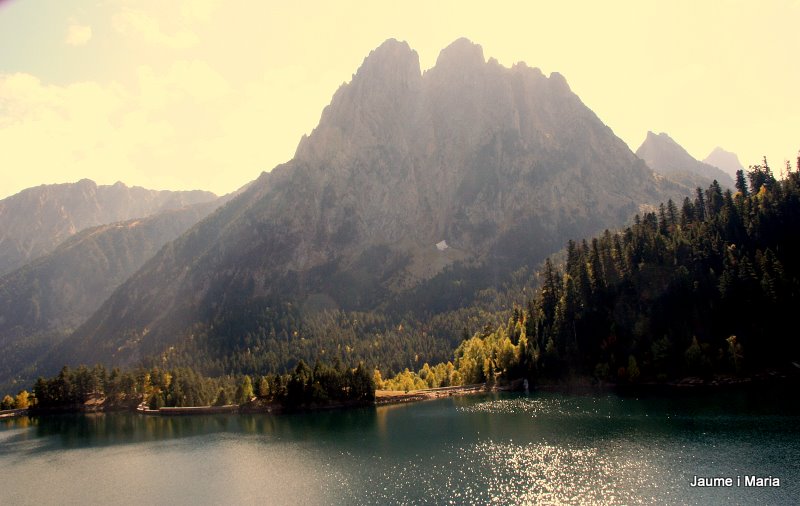 Els Encantats i estany de Sant Maurici